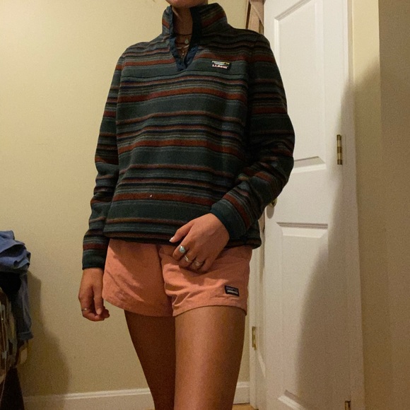 L.L.Bean pullover - Picture 2 of 4